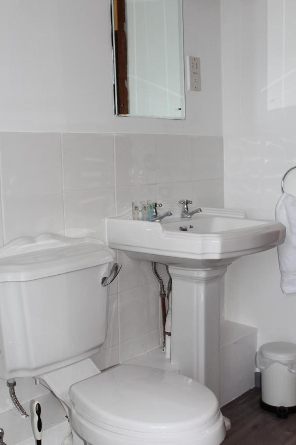 Stukeleys Hotel Great Stukeley Bagian luar foto
