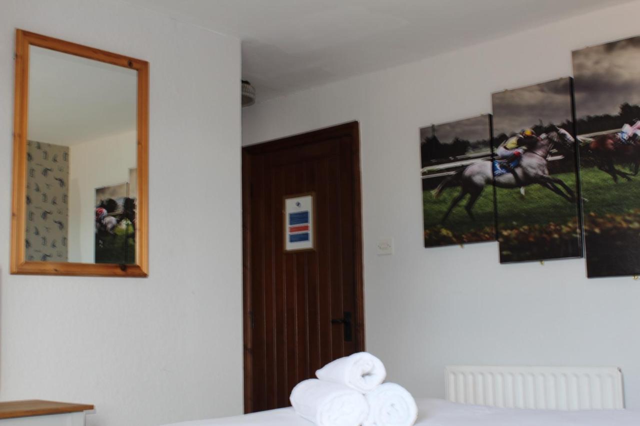 Stukeleys Hotel Great Stukeley Bagian luar foto