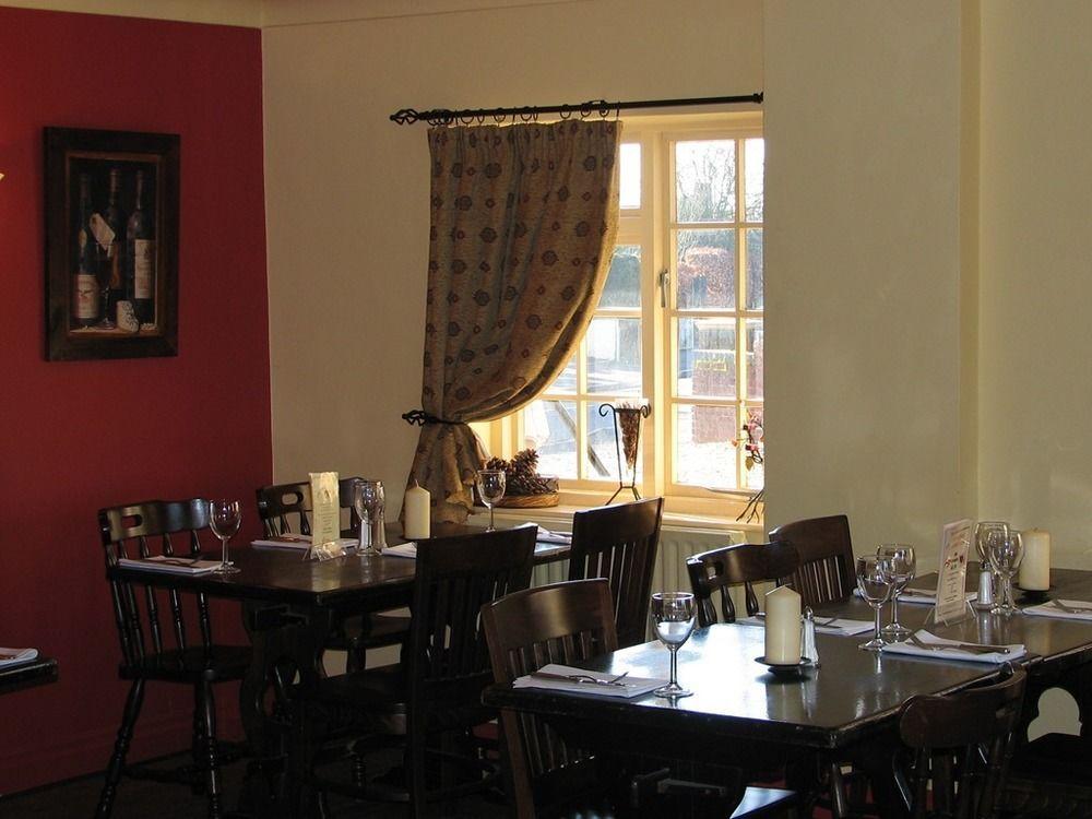 Stukeleys Hotel Great Stukeley Bagian luar foto