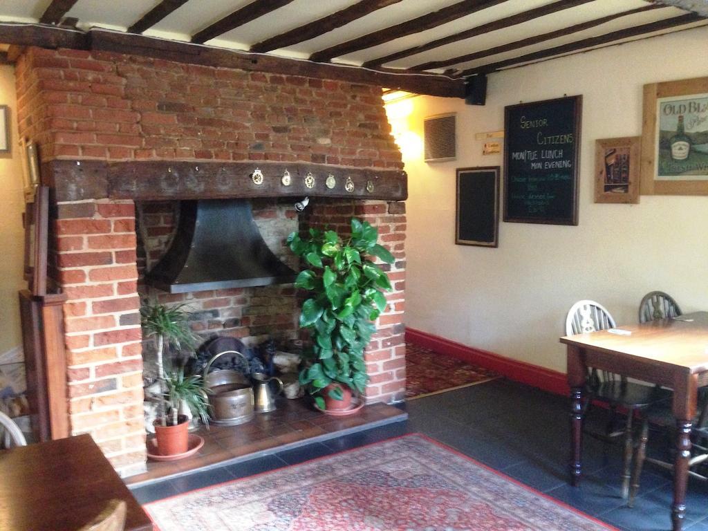 Stukeleys Hotel Great Stukeley Bagian luar foto